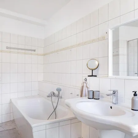 Am Dom In Apartamento *